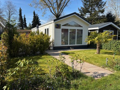 chalet A 100 zoom.jpg